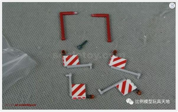 支撐腿，警示燈，警示牌等。